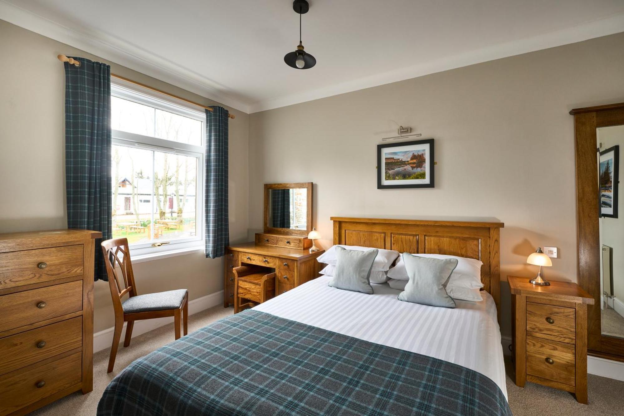 Ulbster Arms Hotel Near Thurso Halkirk Exterior photo